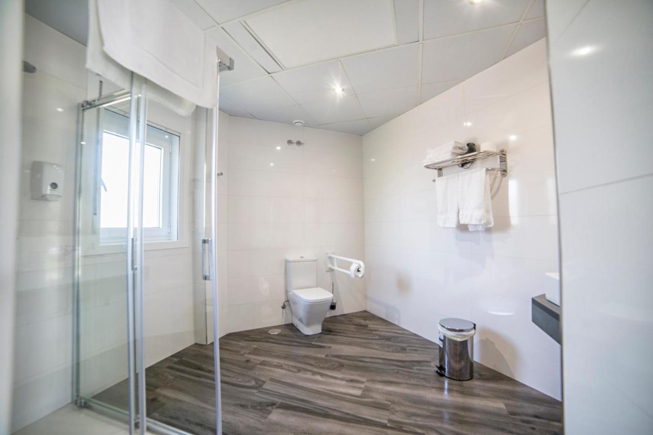 Triple Room Private Bathroom